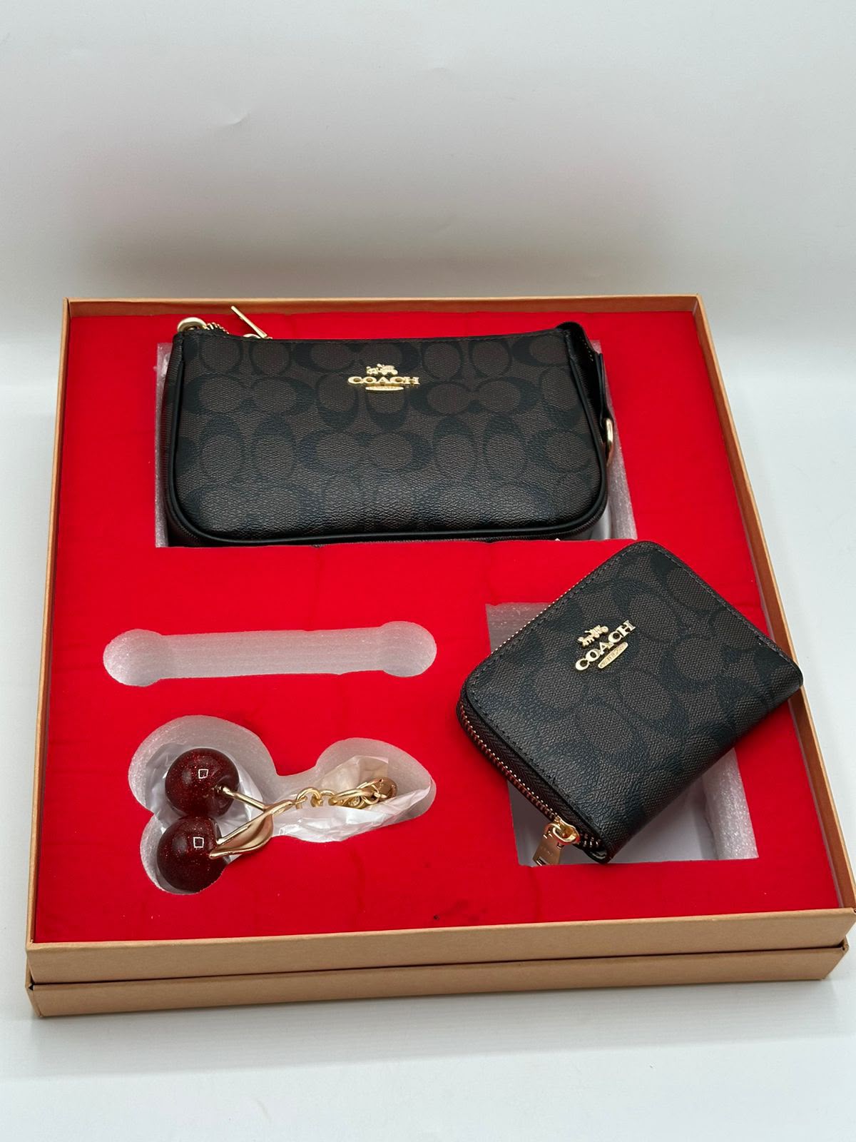 Coach Three Piece Gift Set Brown and Black color Brand Box - Sehr Noir